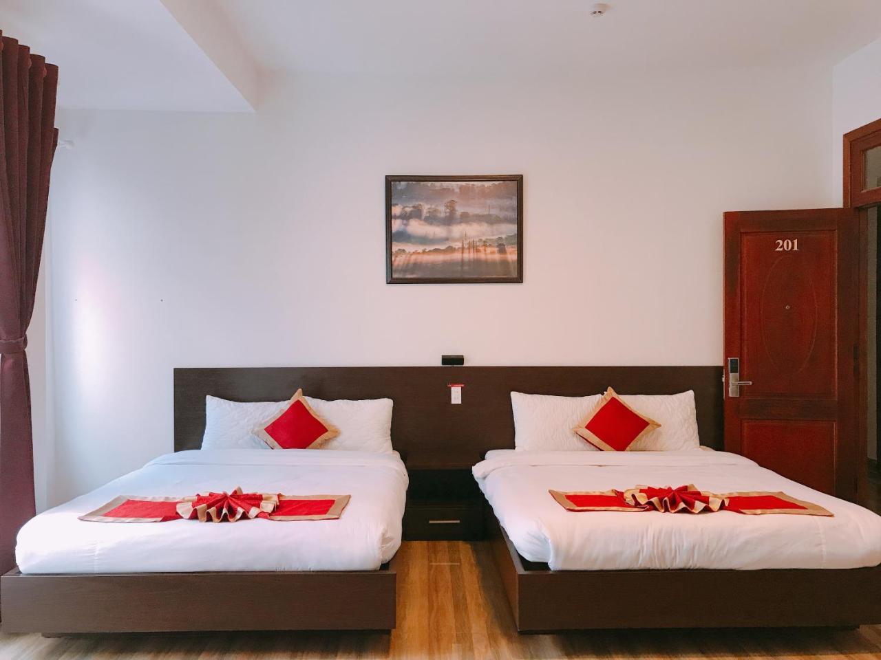 Dat Thien An Hotel Далат Экстерьер фото