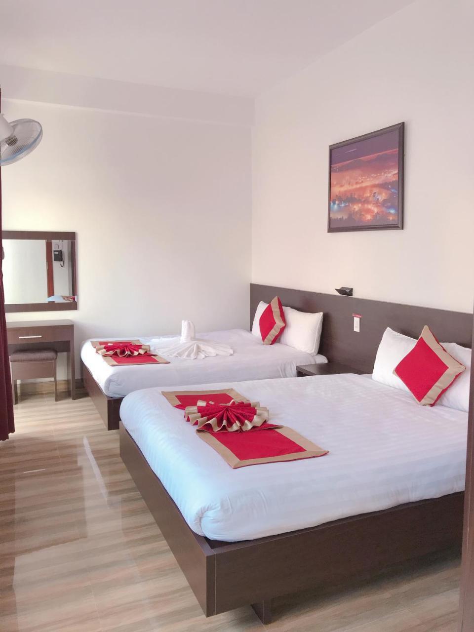 Dat Thien An Hotel Далат Экстерьер фото