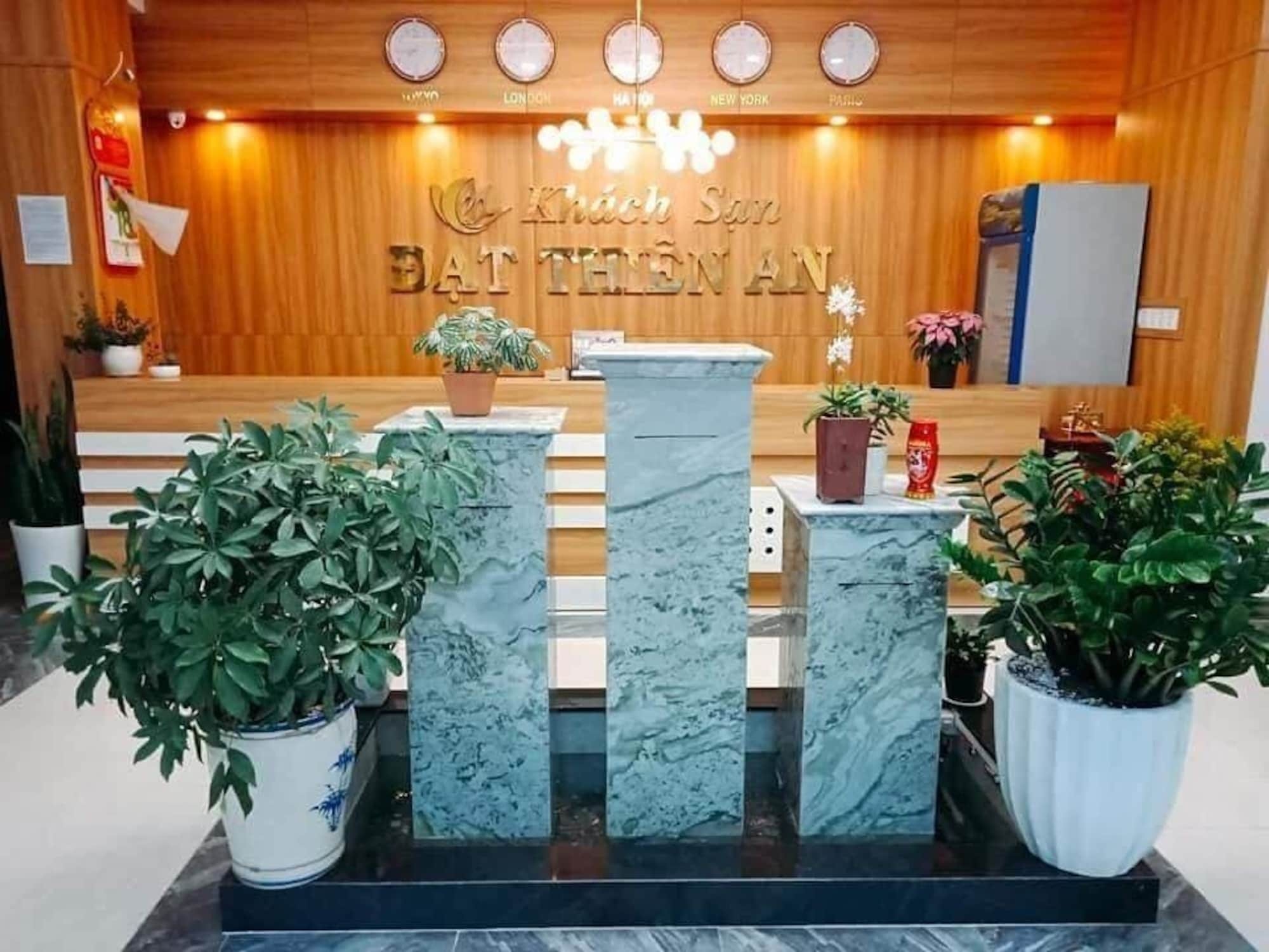 Dat Thien An Hotel Далат Экстерьер фото